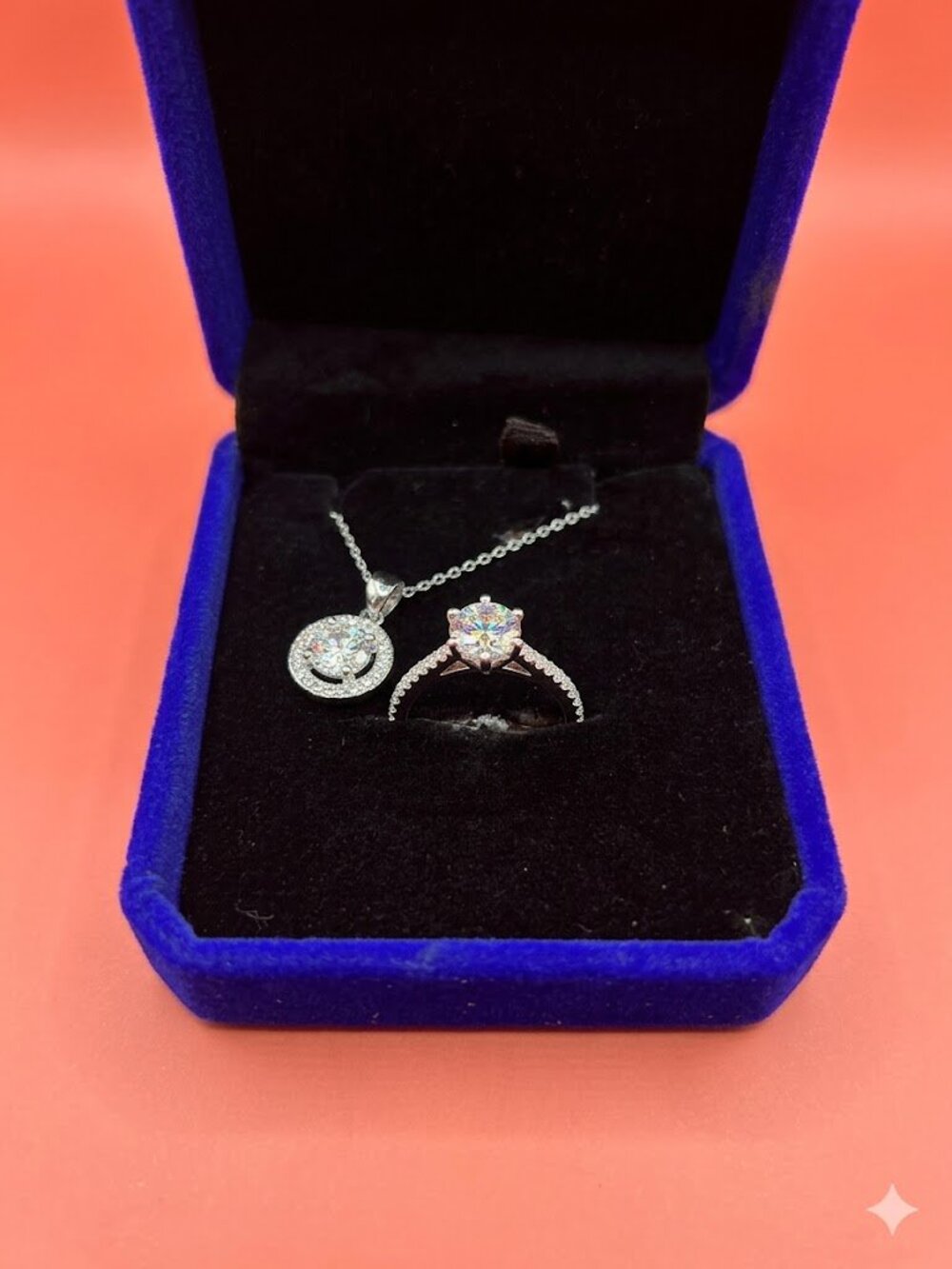 JX06/XL06 The Unity Halo Set:   1 ct Moissanite each in s935